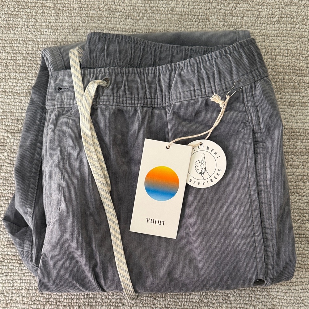 Vuori Optimist Pant | Charcoal Corduroy Joggers